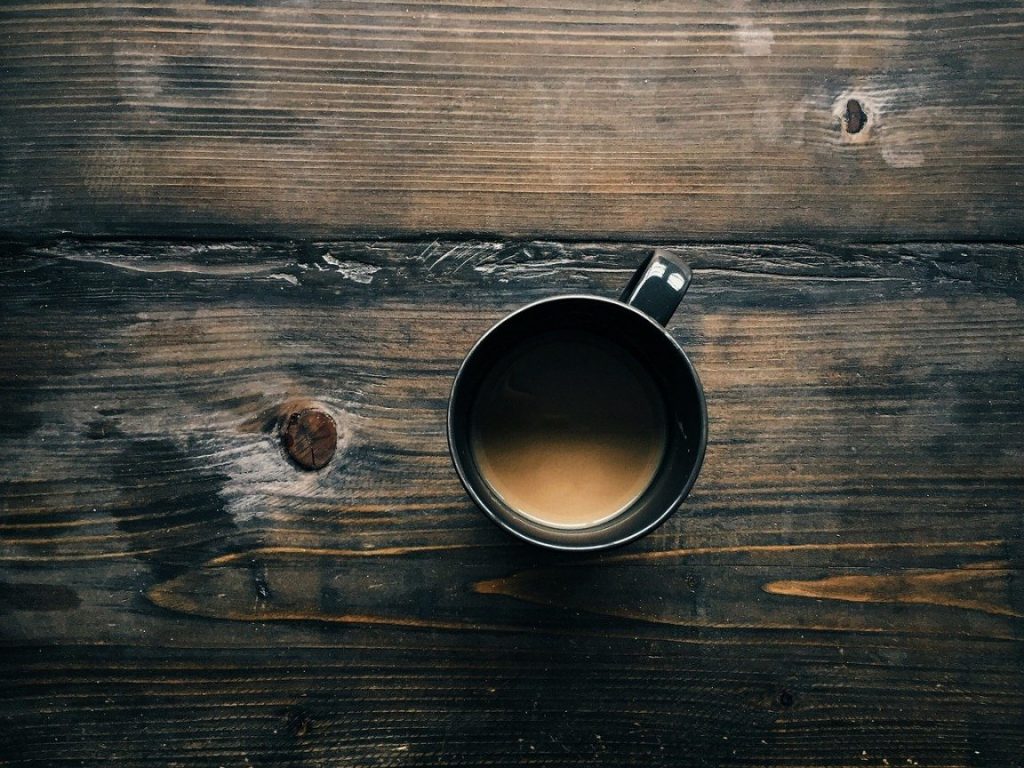 Ein Erfahrungsbericht zu 7 Tagen Koffeinentzug: Nebenwirkungen, Kopfschmerzen, Gliederschmerzen, Müdigkeit