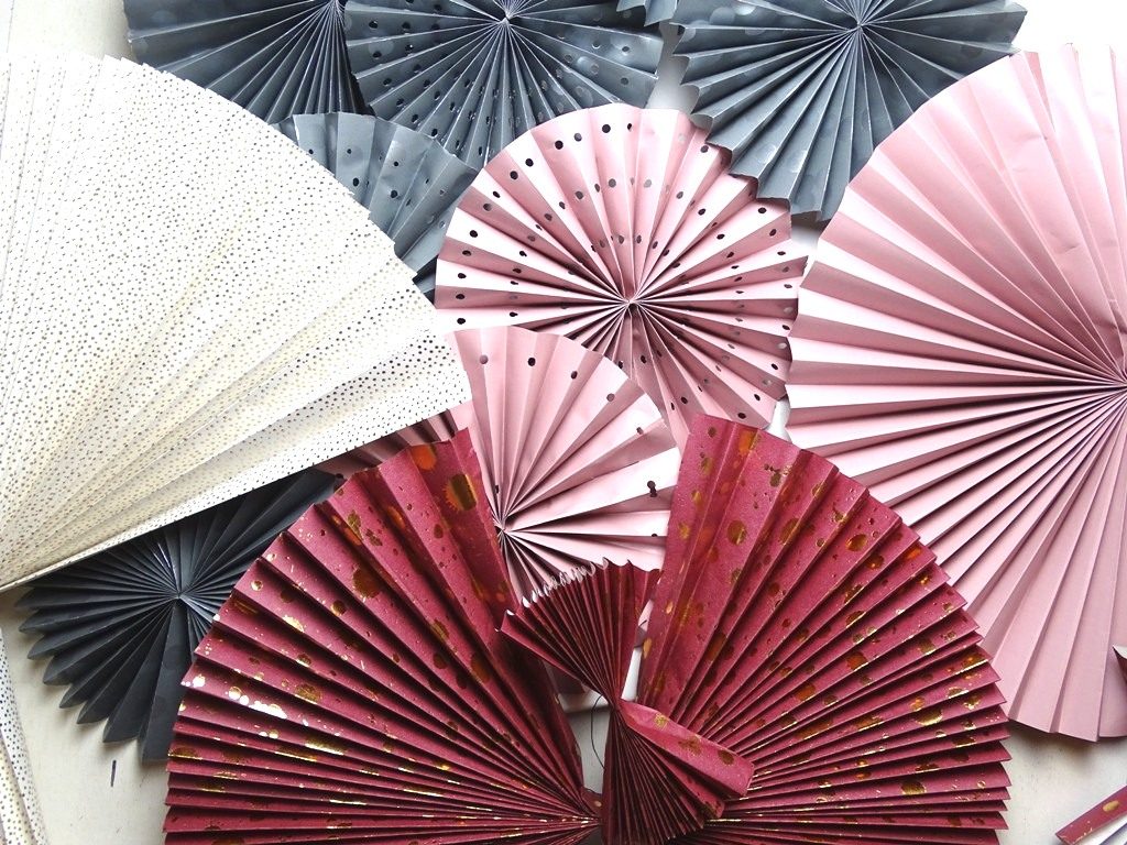 Papierrosetten Selber Machen Plus Smarte Befestigung Vlikeveronika Diy Upcycling Basteln