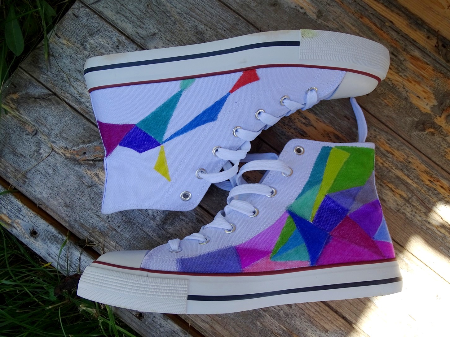 Schuhe selber bemalen: Welche Stifte, welches Motiv?