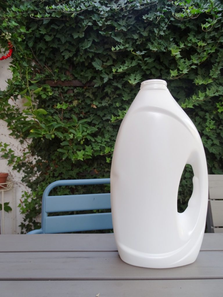 DIY-Ideen für leere Waschmittelflaschen