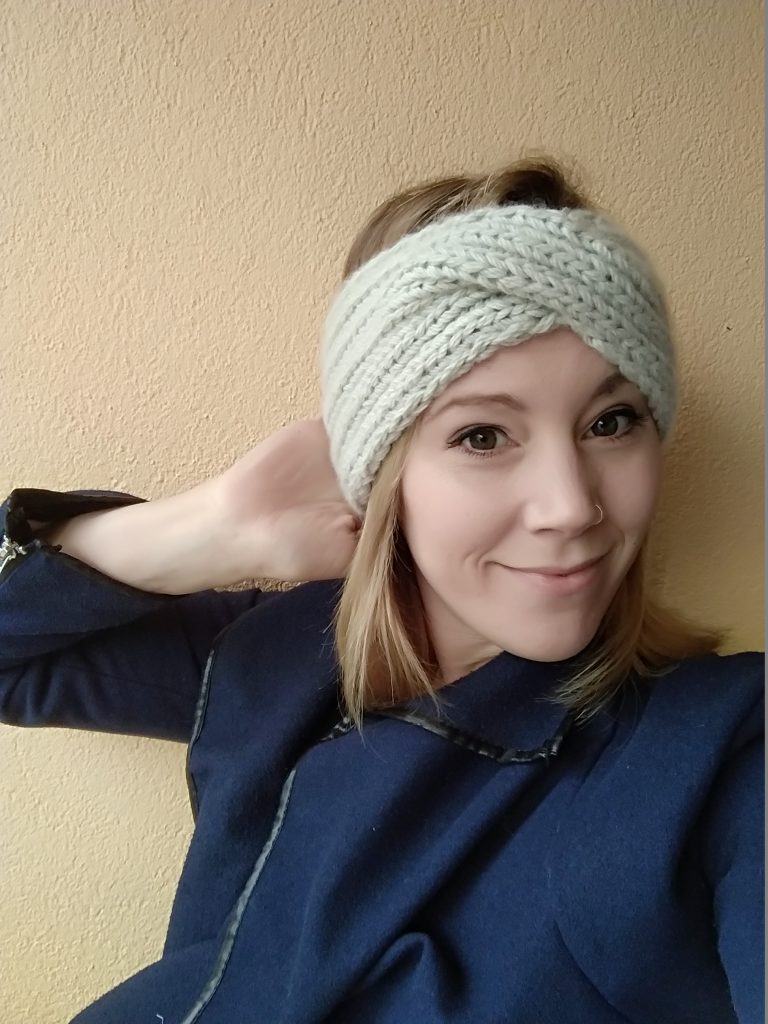 Veronika Fischer ist DIY-Bloggerin und Content Creatorin aus Wien, Österreich, und zählt zu den weitreichenstärksten Blogs in Österreich.