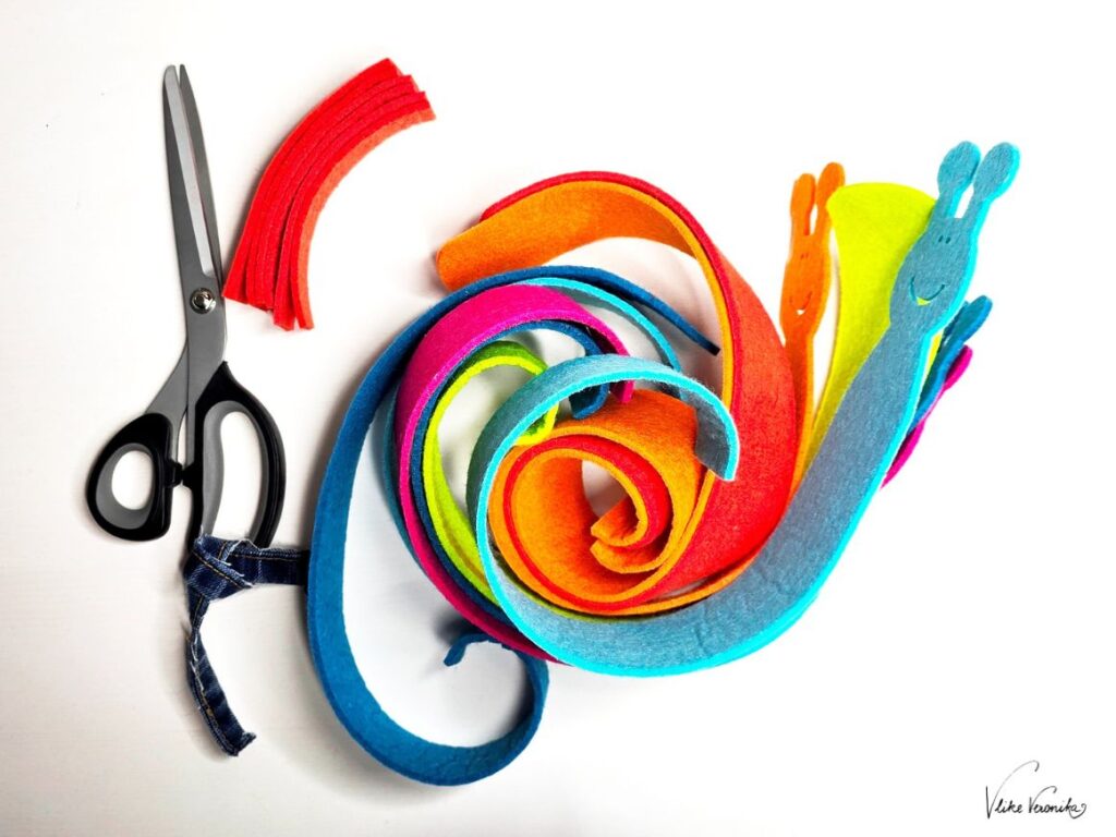 Mein DIY-Material für die Ketten-Girlande waren die diese Filzschnecken.