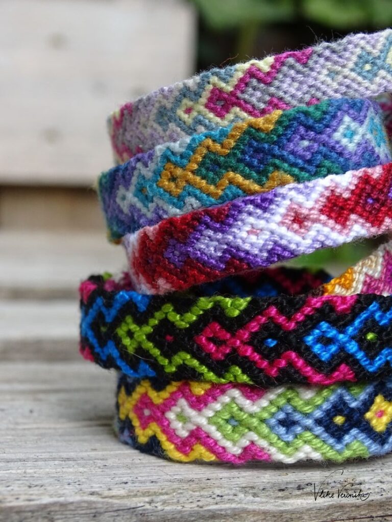 Das mehrteilige Pfeilmuster ist ein tolles Knüpfmuster für fortgeschrittene Knüpfer.